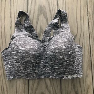 VS Sport Sports bra